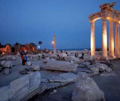 Apollon-Tempel am Hafen