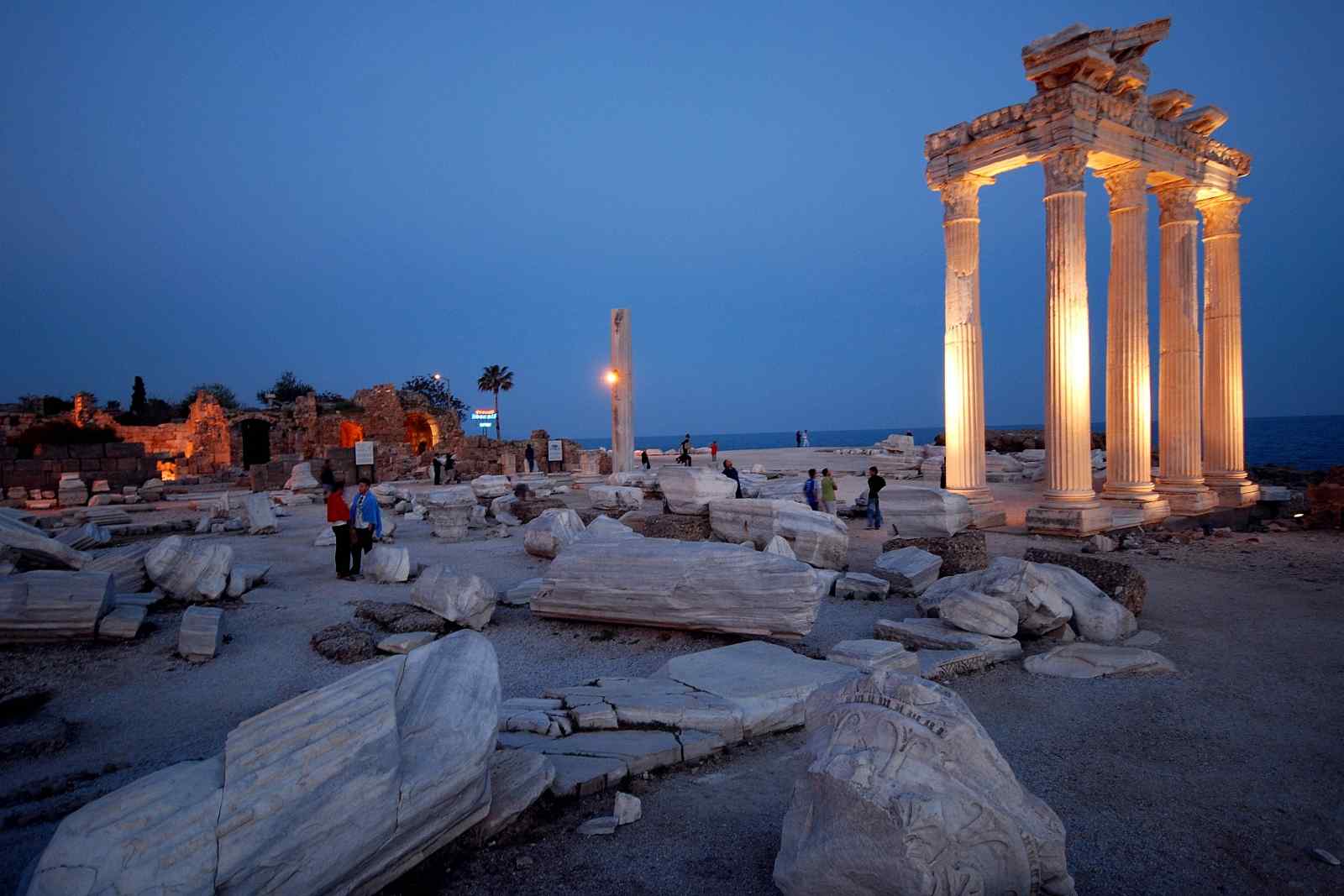 Apollon-Tempel am Hafen